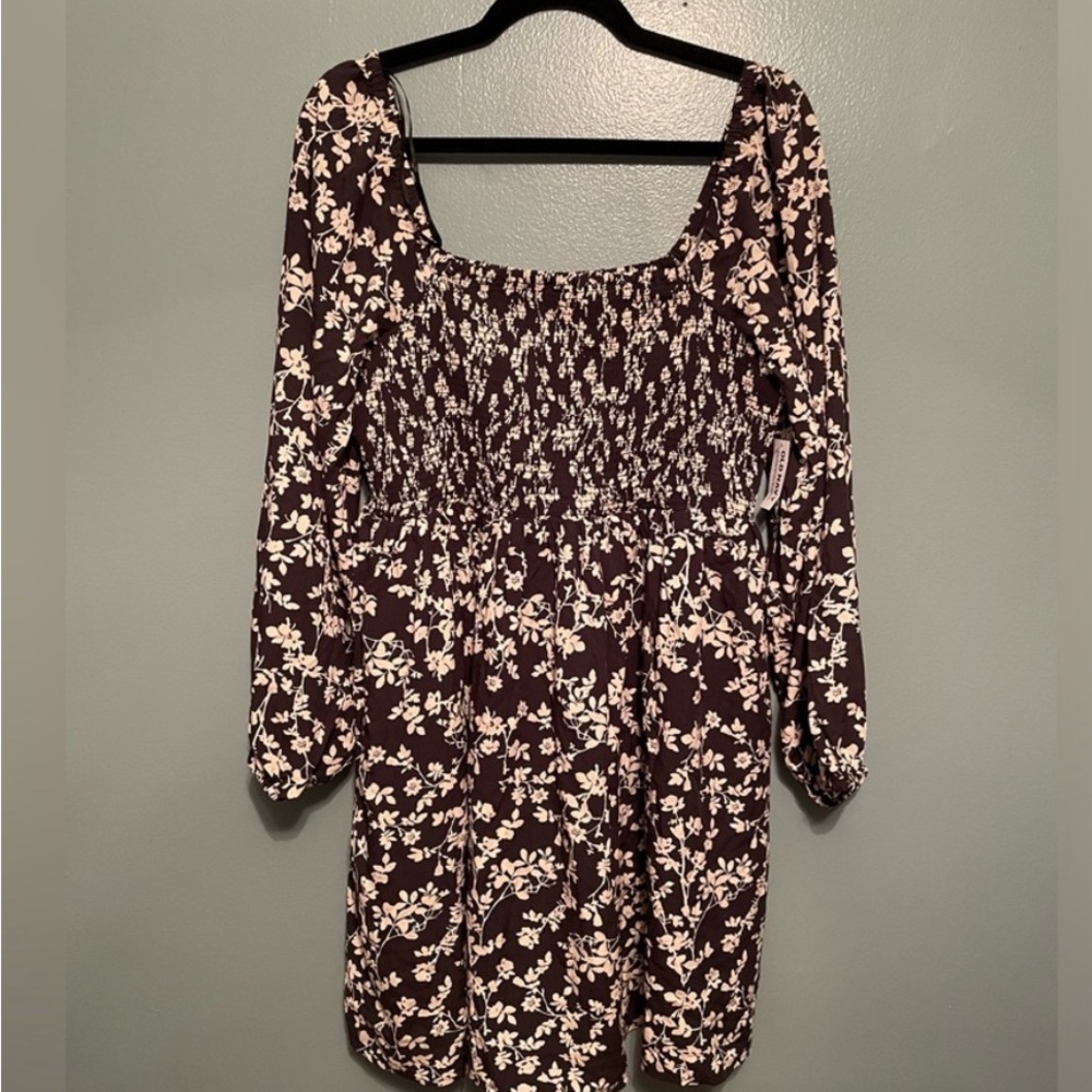 Old Navy Black and Cream Floral Long Sleeve Dress